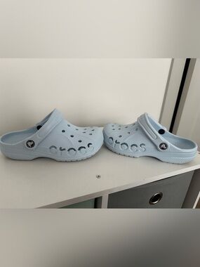 CROCS Women’s Classic Clog in Pale Blue